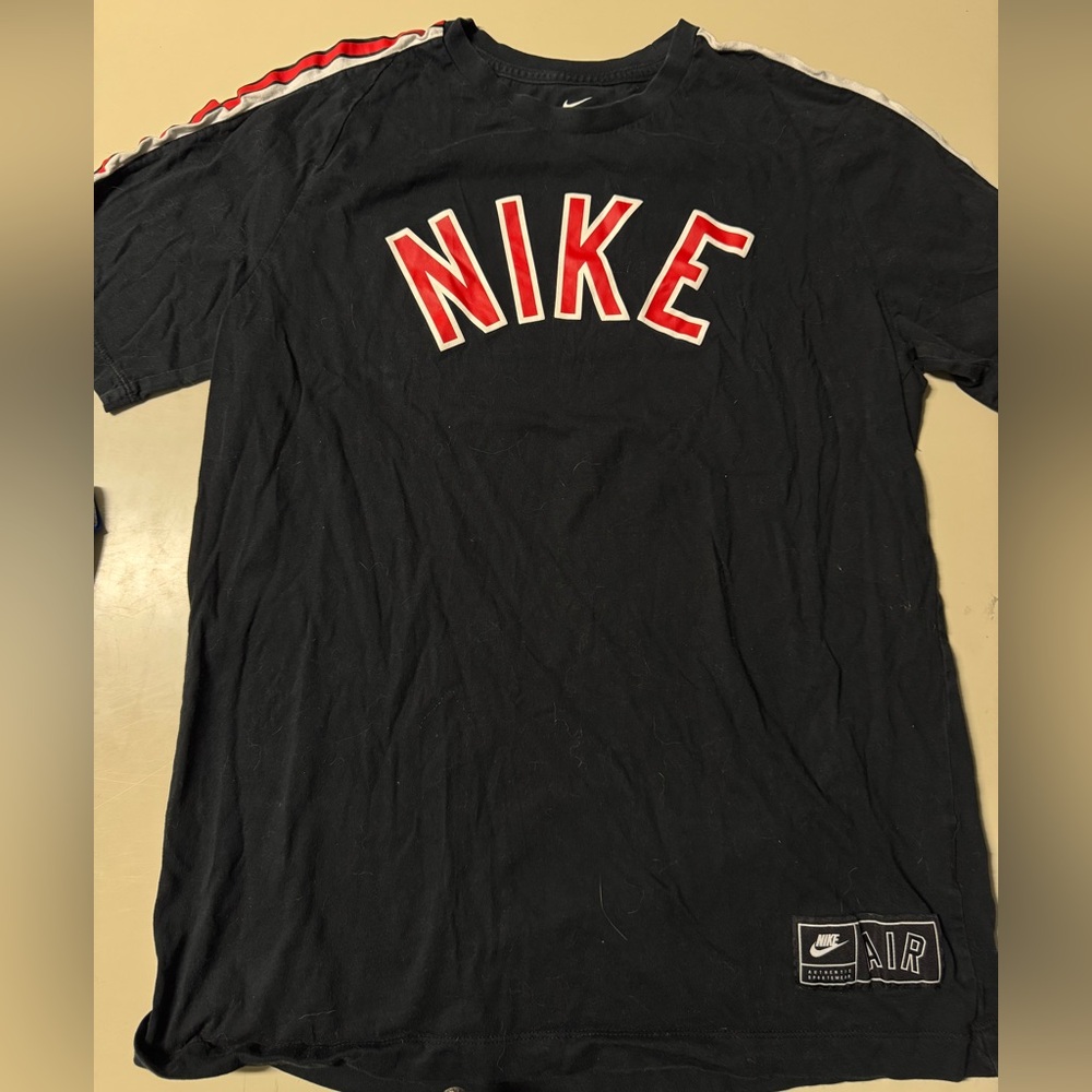 Nike Black and Red Short Sleeve Tee
